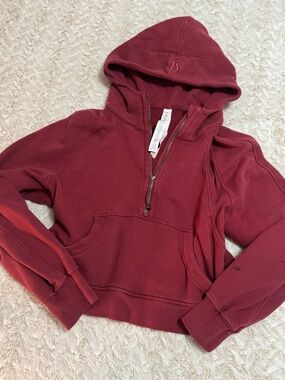 Lululemon burgundy scuba quarter zip hoodie Size M